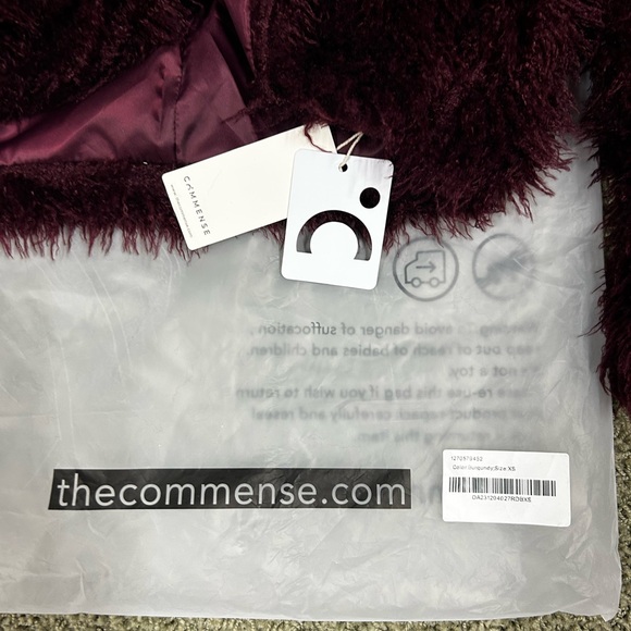 Commence Women's Faux Fur Jacket - burgundy - Picture 9 of 9